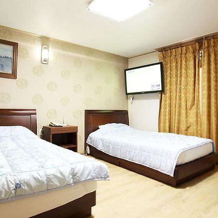 Bobos Hotel Jeju Exterior foto